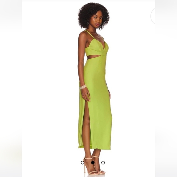 Bardot NWTs Cut Out Slit Midi Dress - Picture 3 of 10